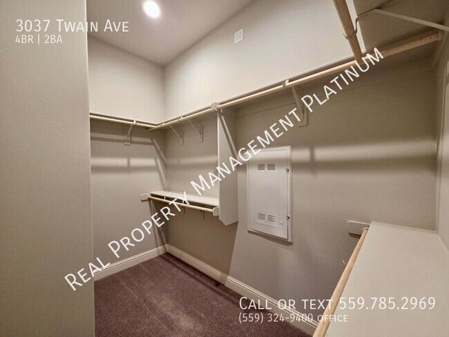 Building Photo - 3037 Twain Ave