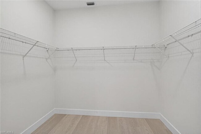 Building Photo - 4655 Hawks Nest Way