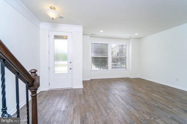 Building Photo - 23503 Adagio Terrace
