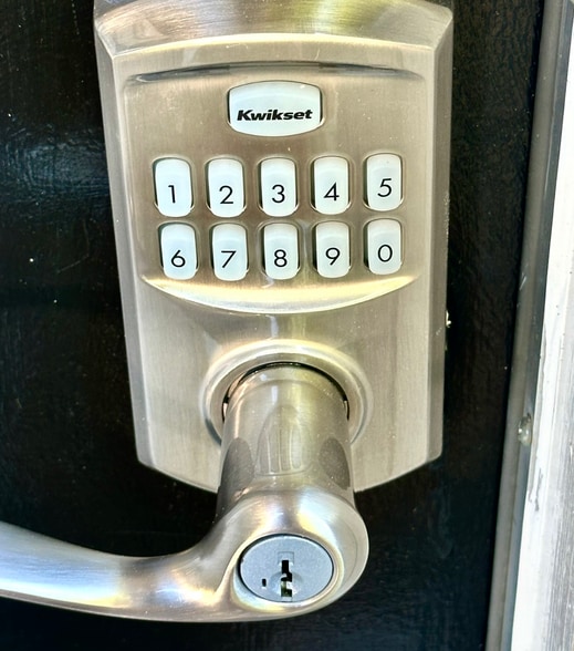 Keyless entry - 91 Faith St