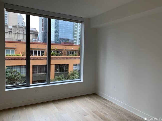 Building Photo - 201 Folsom St