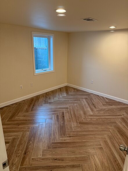 Lower Level - bedroom 3 from doorway - 4915 Strathmore Ave