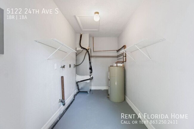 Building Photo - 5122 24th Ave S