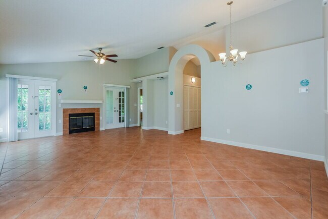 Building Photo - 1022 Henson Ct