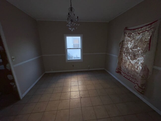 Building Photo - FOR SALE: Low Money Down Rental Opportunity