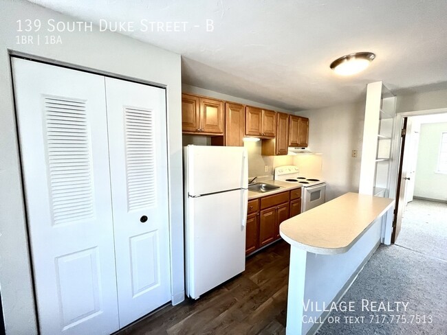 Building Photo - 139 S Duke St