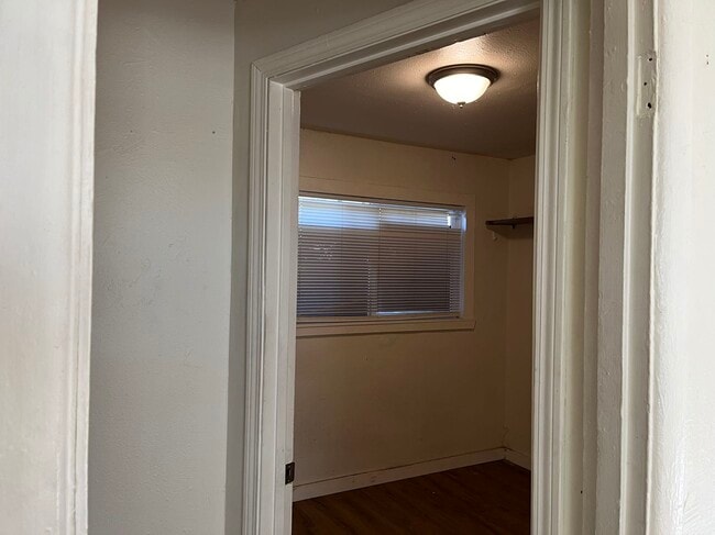 Building Photo - 3218 SE 122nd Ave
