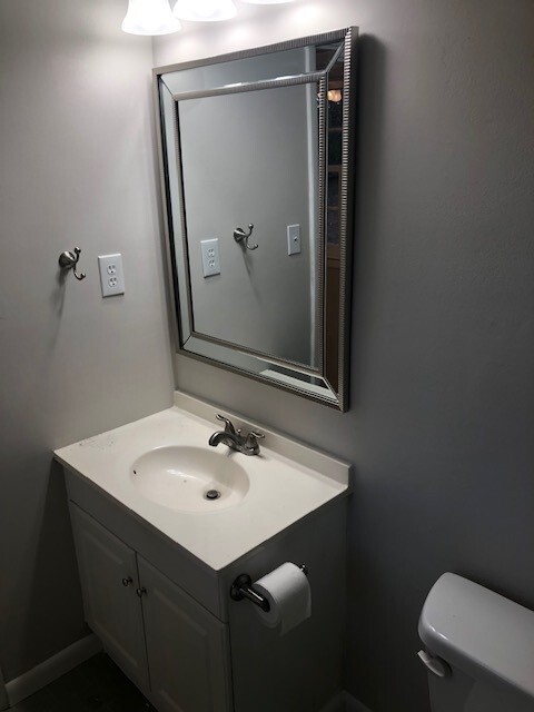 Master bath - 102 Wittel Ave