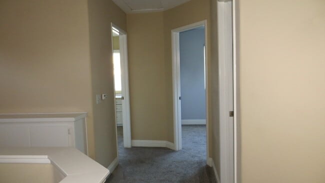 Building Photo - 30061 Whitecap