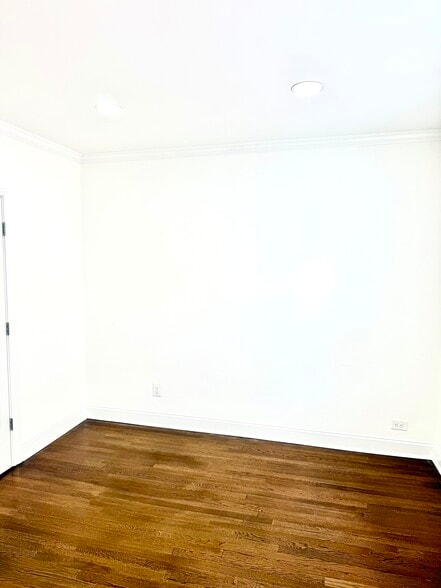 Building Photo - 109 Spring St