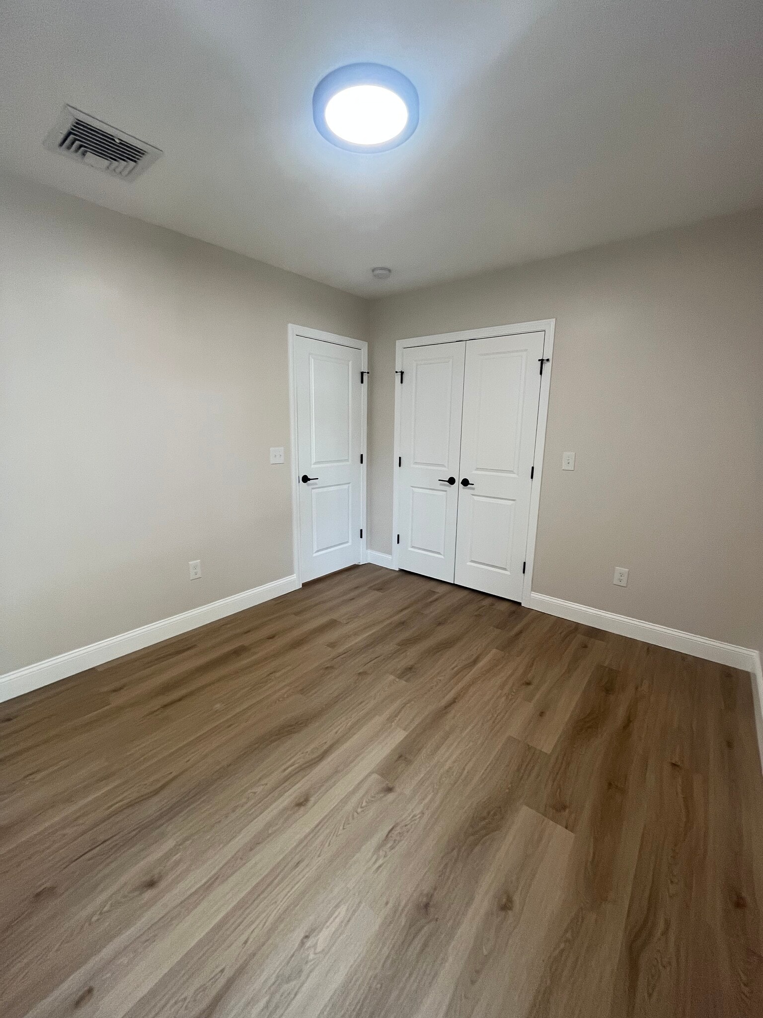 bedroom - 117 Rome Ave