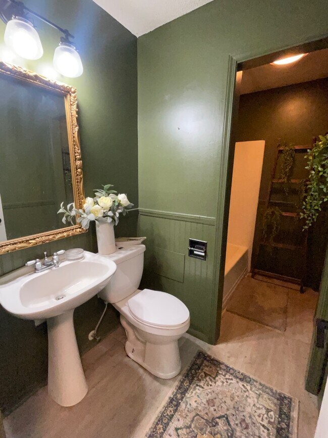 Building Photo - 109 Cleveland Rd