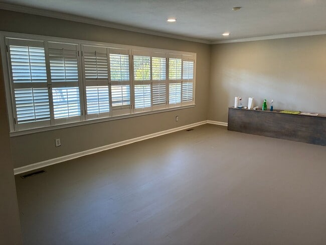 Building Photo - 2001 Michael Terrace