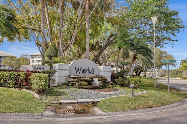 Building Photo - 1524 Whitehall Dr