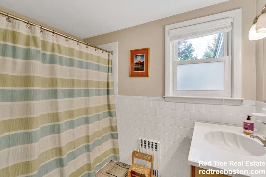 Building Photo - 9 Keefe Ave