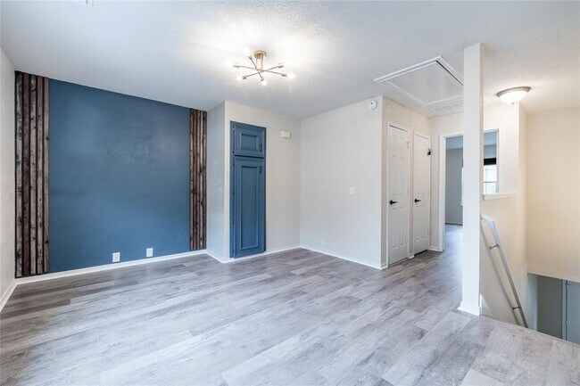 Building Photo - 17611 S Summit Canyon Dr