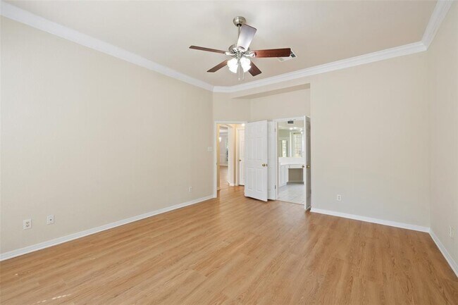 Building Photo - 11505 Leon Grande Cove