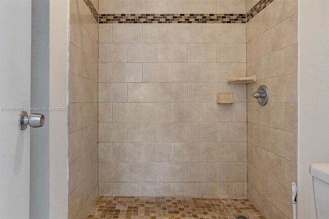 Building Photo - 4900 NW 79th Ave