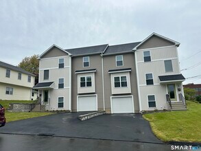 Building Photo - 62 Soundview Ave