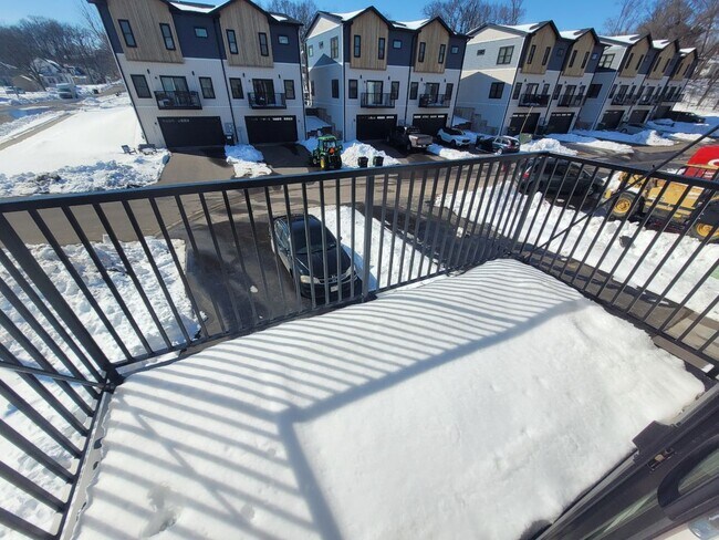 Building Photo - Cannery Crossing #2