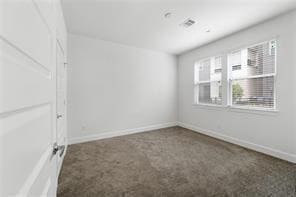 Building Photo - 2737 Clinton Dr