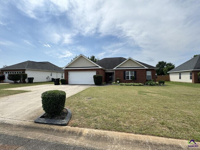 Building Photo - 104 Myles Ln