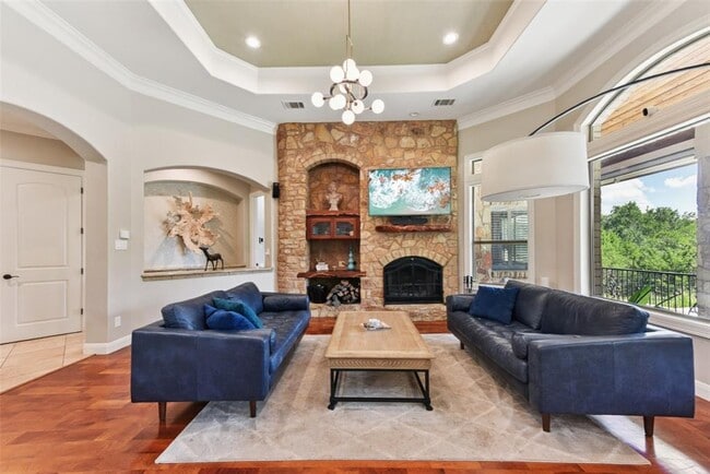 Building Photo - 122 Silverstone Dr