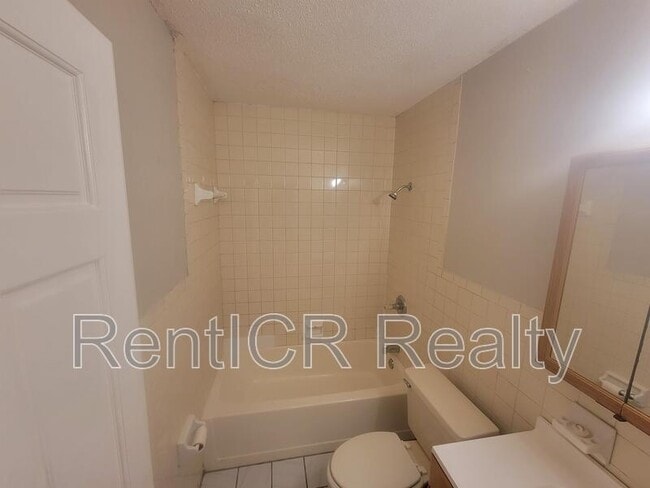 Building Photo - 37851 Crystal Way