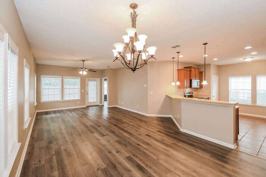 Building Photo - 6199 Whitsbury Ct