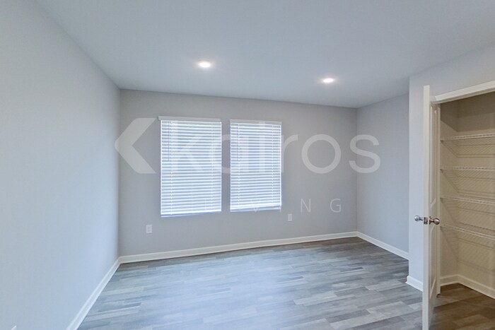 Building Photo - 280 Laurel Springs Dr