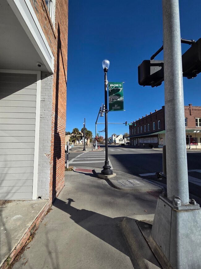 Building Photo - 131 N Jefferson St