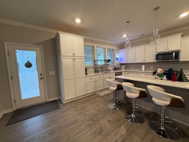 Building Photo - 648 Meadowlark Dr