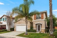 Building Photo - Beautiful 3BD/2.5BA In The Highly Coveted ...