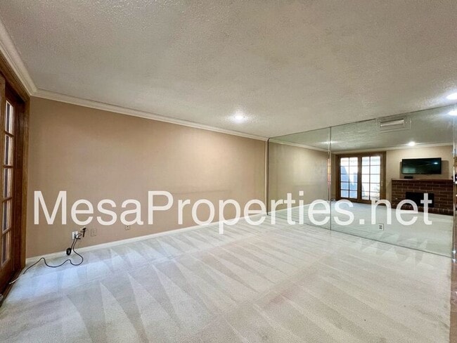 Building Photo - 5193 Steamboat Dr