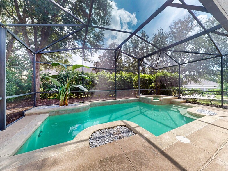 Building Photo - 610 Victoria Hills Dr