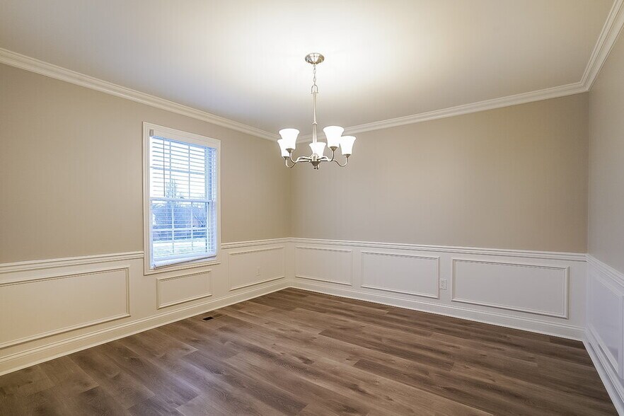 Building Photo - 505 Hopewood Ct