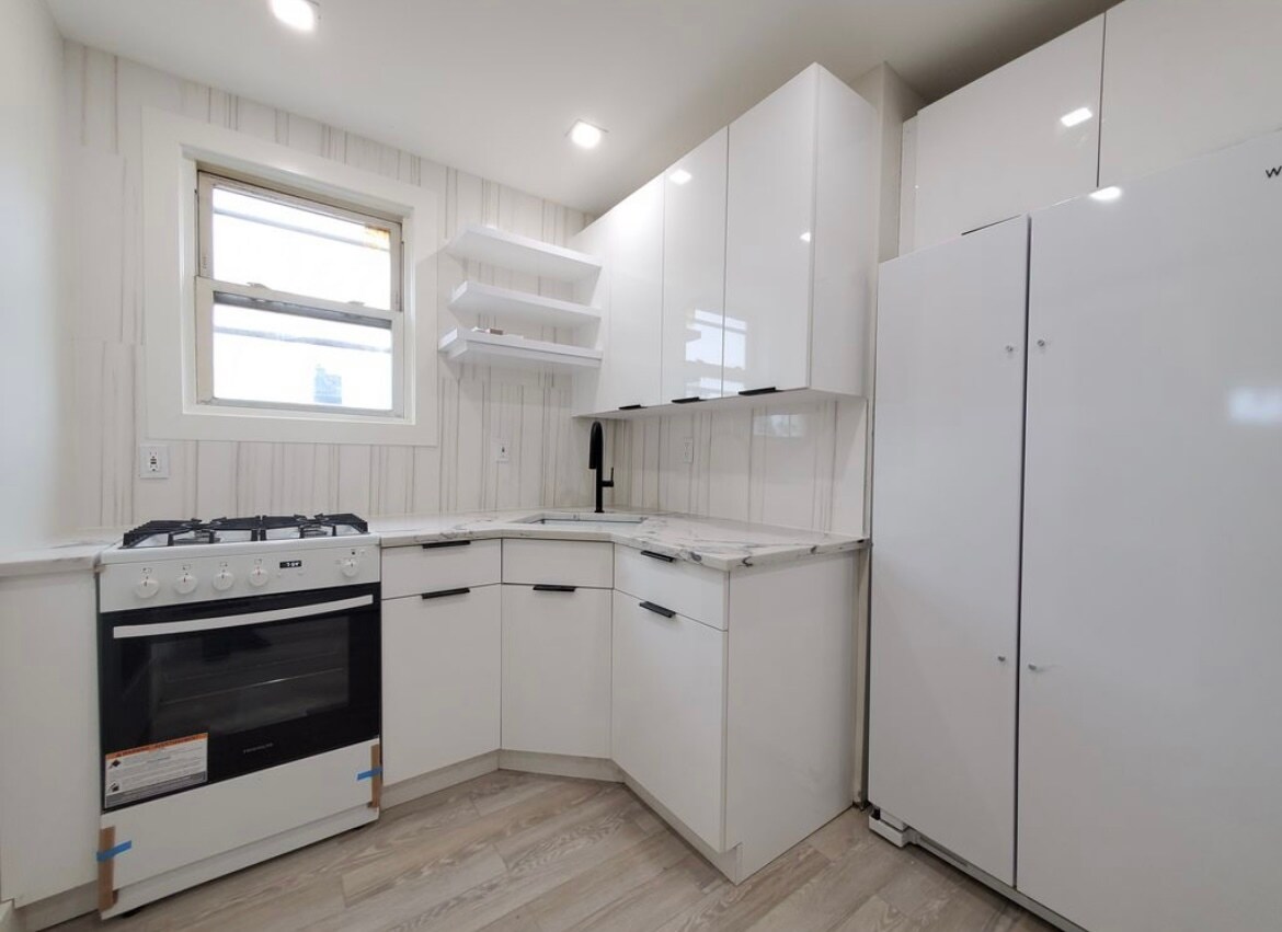 68 Bevan St #11 - 66 Bevan St