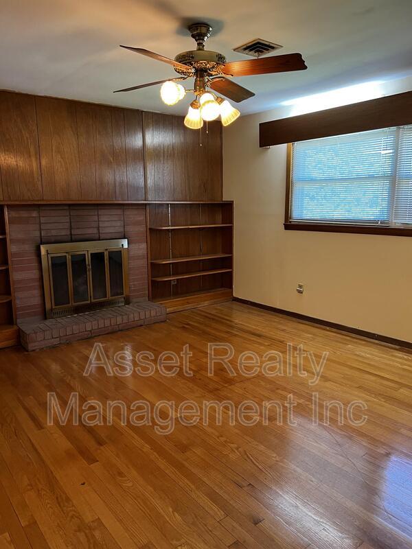 Building Photo - 117 Killarney Rd