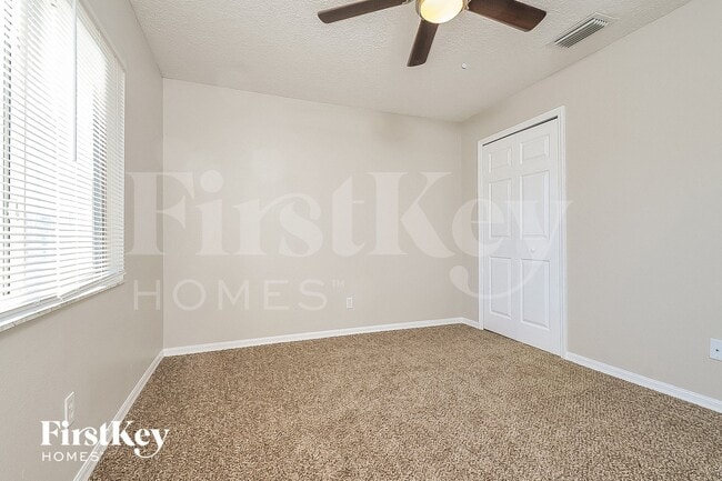 Building Photo - 12101 Feldwood Creek Ln