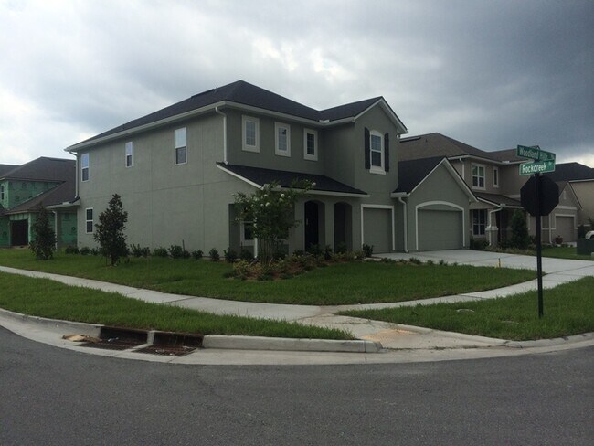 Building Photo - Spacious 5 Bedroom Home In Durbin Crossing