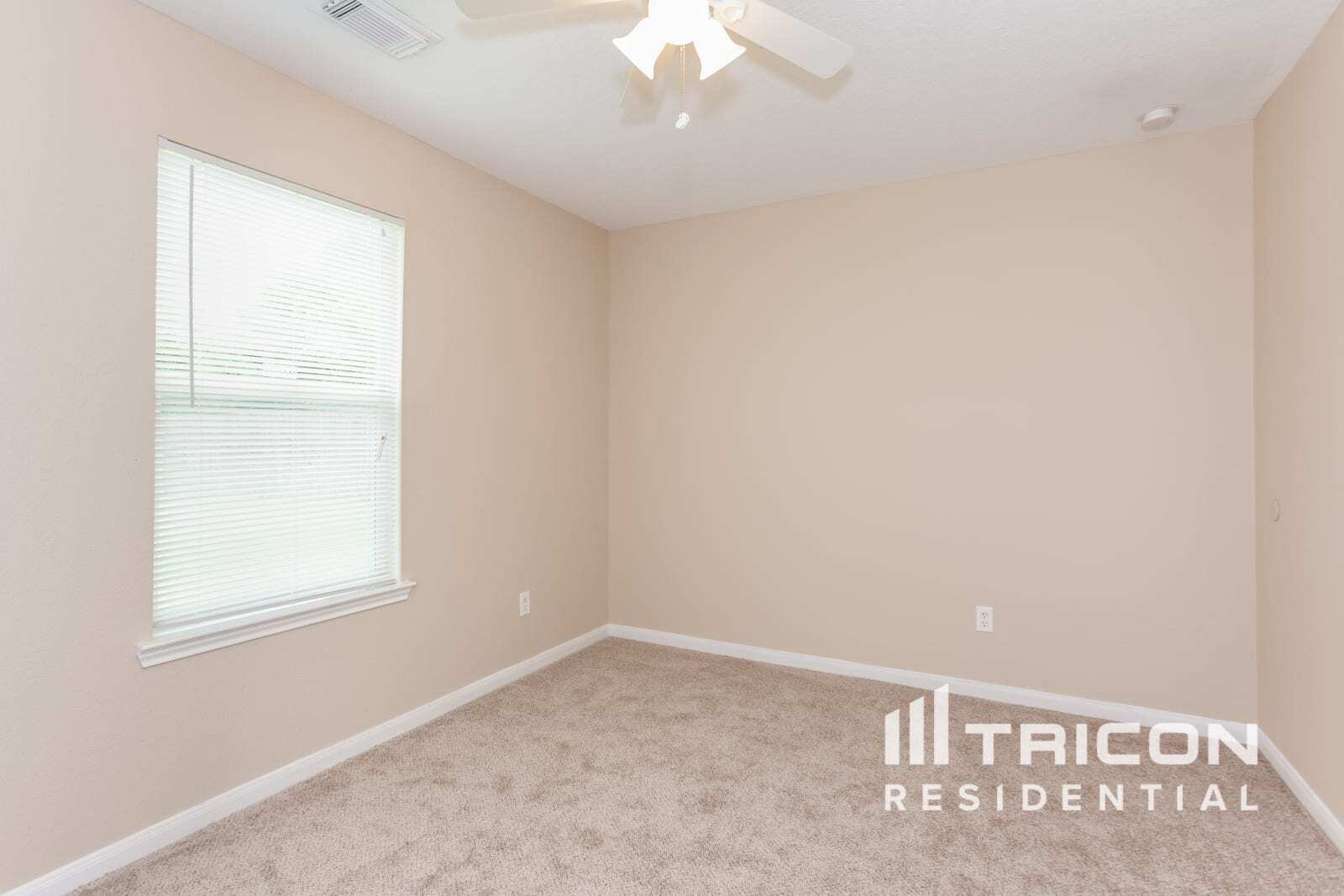 Building Photo - 5746 Gasser Ln