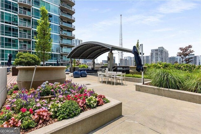 Building Photo - 923 Peachtree St NE