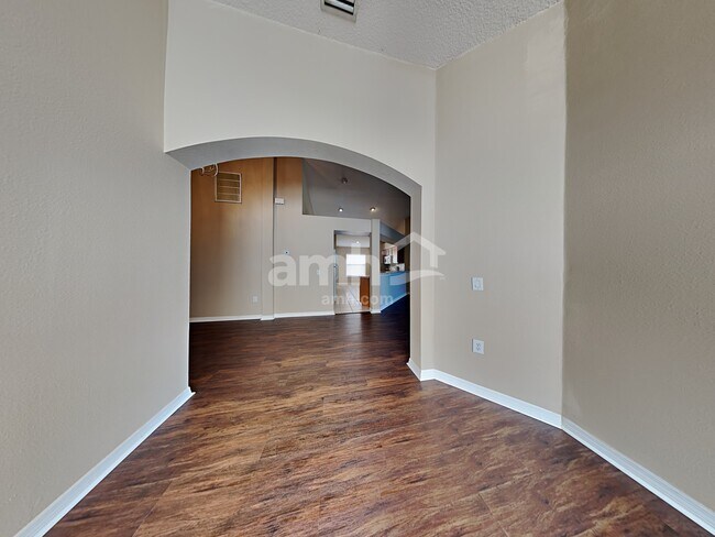 Building Photo - 12515 Lake Vista Dr