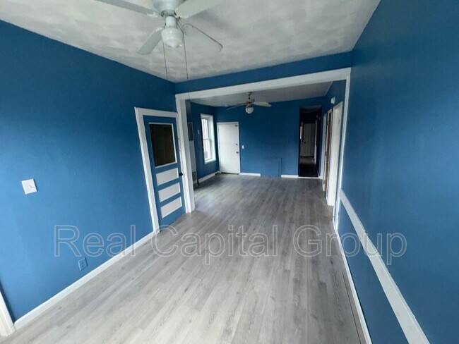 Building Photo - 22 Church St