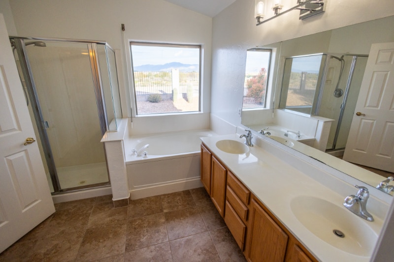 Building Photo - 8546 N Sayante Way