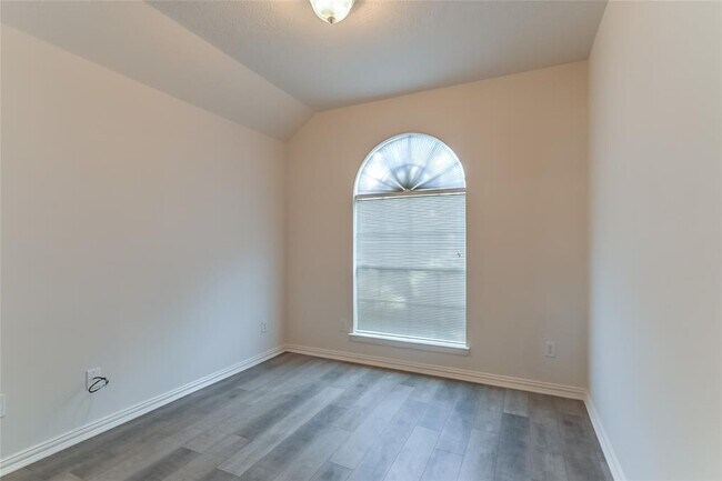 Building Photo - 3313 Pebble Beach Ln