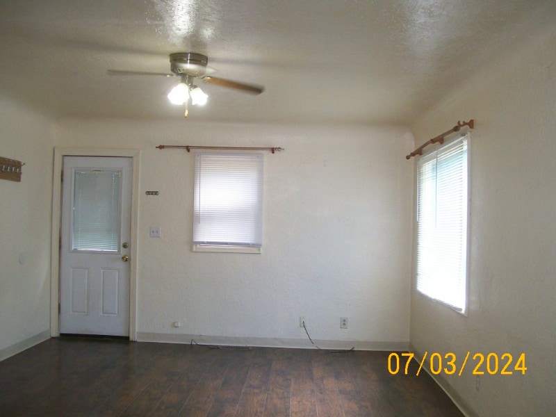 Building Photo - 519 N H St