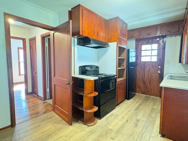 Building Photo - 3 Bed, 2 Bath Home in Grambling!