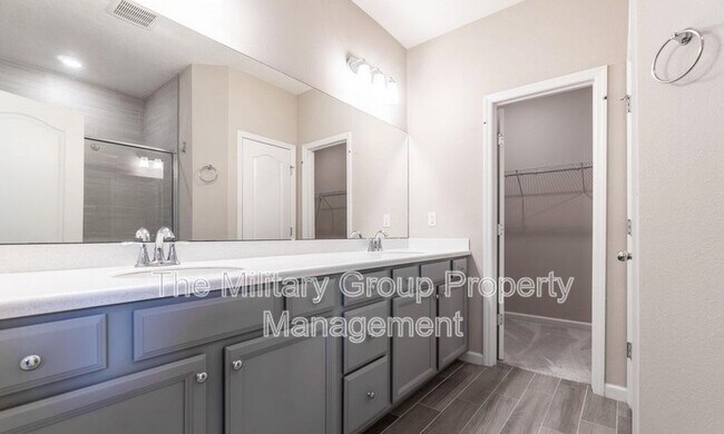 Building Photo - 9234 Gilmore Grove Way