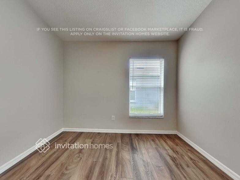 Building Photo - 10624 Navigation Dr
